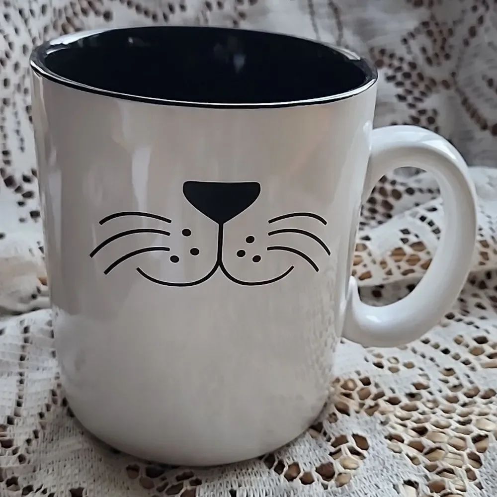 Extra Large Cute Animal Whisker Graphic Mug Kitschy